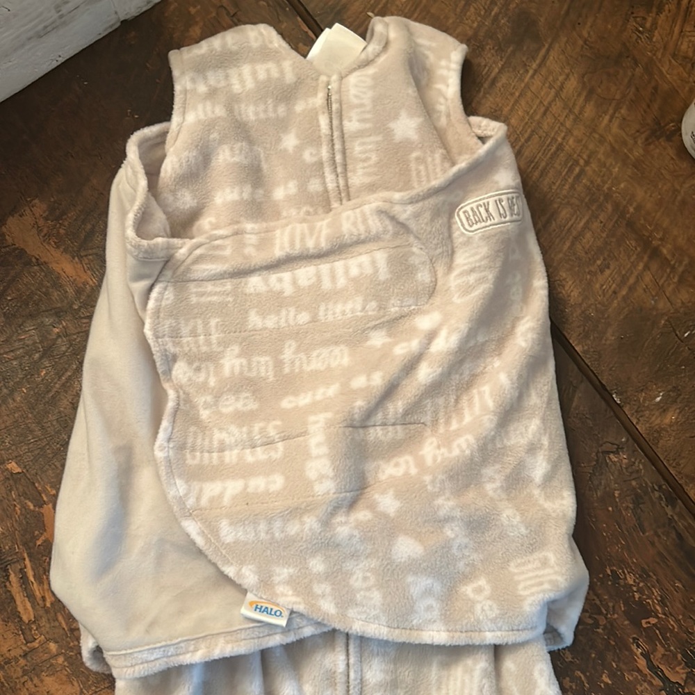 Halo Sleep Sack Swaddle Gray Fleece size small